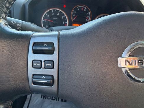 Used 2008 Nissan Titan LE image 27