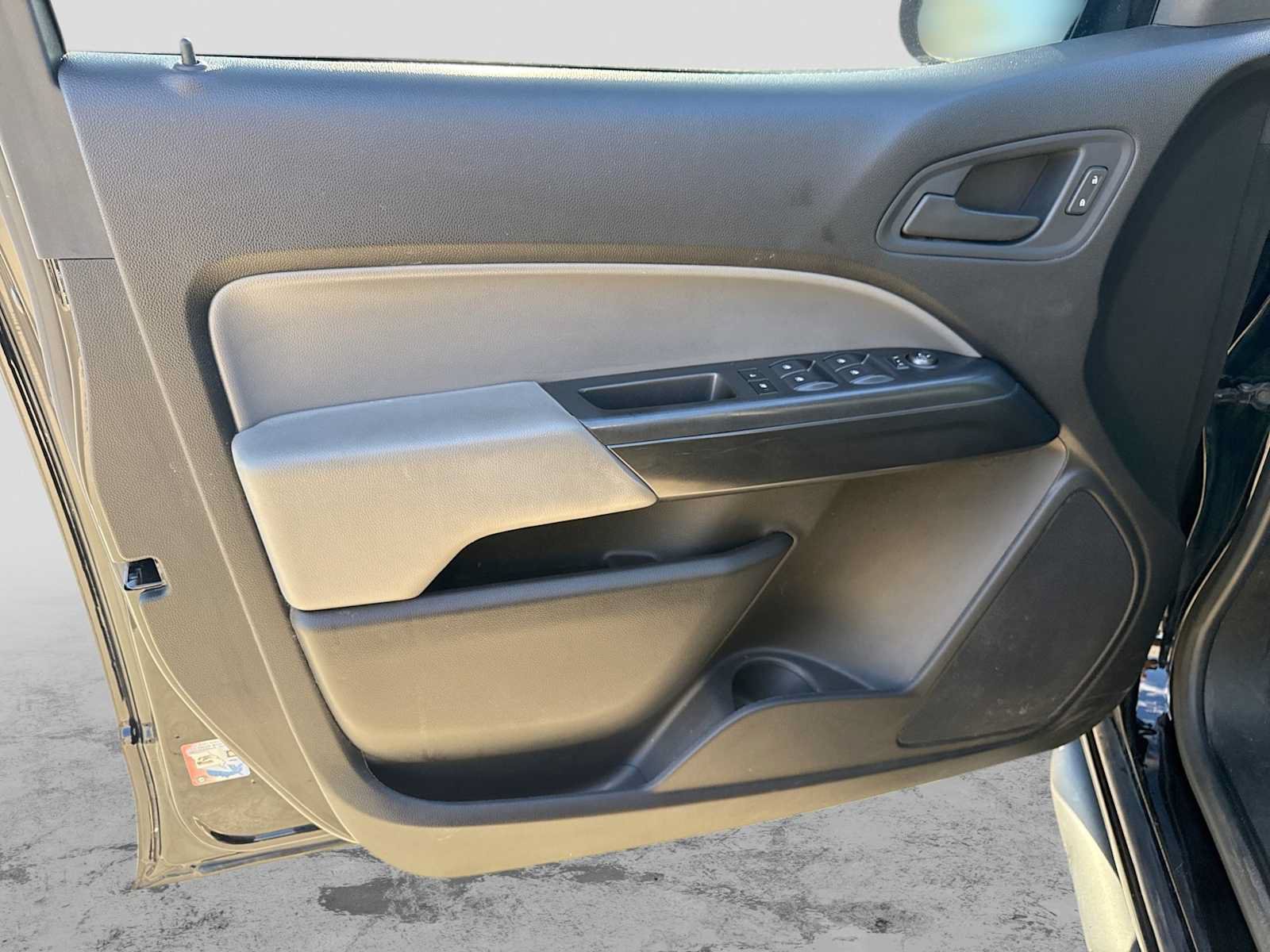 Used 2019 Chevrolet Colorado W/T w/ WT Convenience Package AWD/4WD image 29