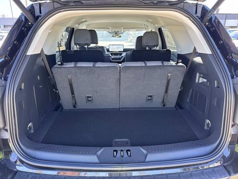 New 2026 Ford Explorer Active w/ Active Comfort Package image 5