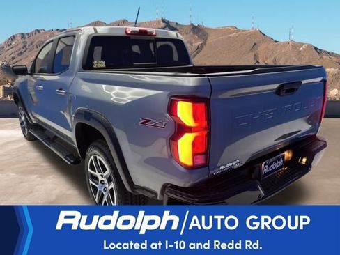 Used 2024 Chevrolet Colorado Z71 w/ Z71 Convenience Package 2 image 3