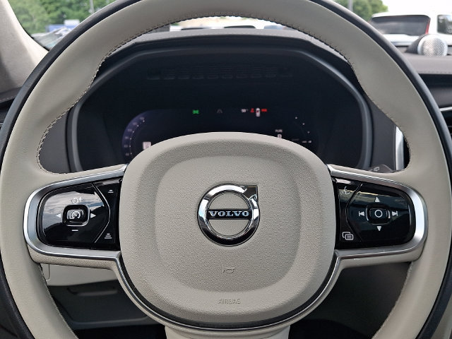 Used 2025 Volvo XC90 T8 Ultra w/ Lounge Package AWD/4WD image 20