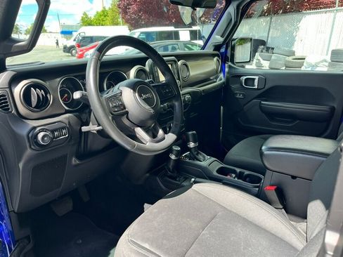 Used 2018 Jeep Wrangler Sport S image 15