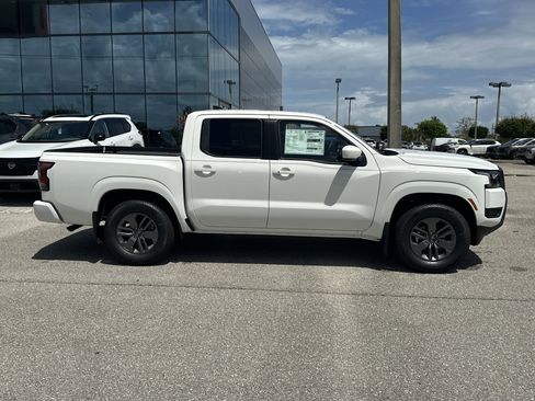 New 2026 Nissan Frontier SV RWD image 7