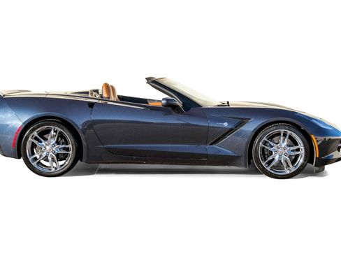 Used 2014 Chevrolet Corvette Stingray Convertible w/ 3LT Preferred Equipment Group image 6