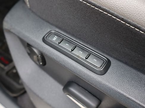 Used 2020 Volkswagen Atlas Cross Sport SEL Premium R-Line image 12