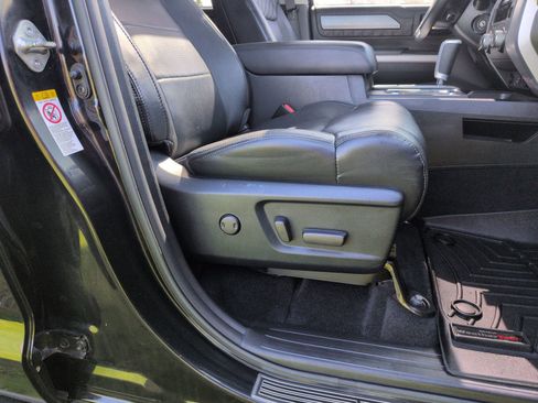 Used 2018 Toyota Tundra Platinum AWD/4WD image 29