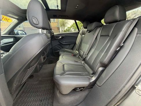 Used 2019 Audi Q8 Prestige image 16