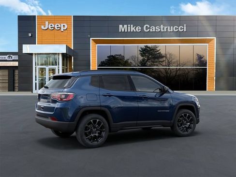 New 2026 Jeep Compass Latitude AWD/4WD image 5