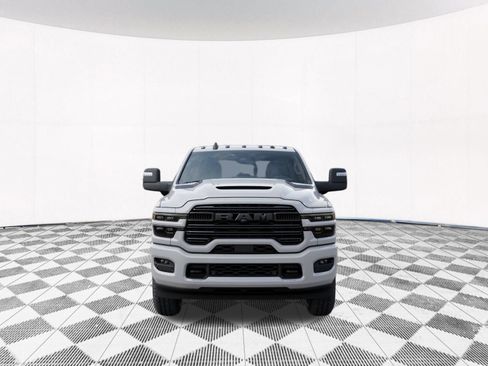 New 2026 RAM 2500 Laramie AWD/4WD image 8