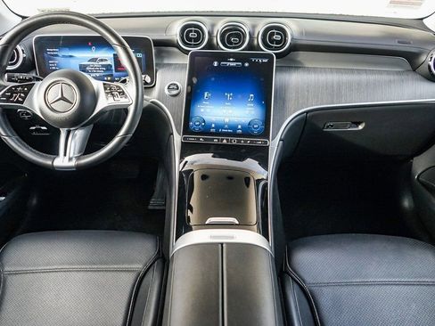 Used 2024 Mercedes-Benz GLC 300 image 11