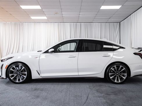 Used 2022 Cadillac CT5 V Blackwing w/ Carbon Fiber Package 2 RWD image 4