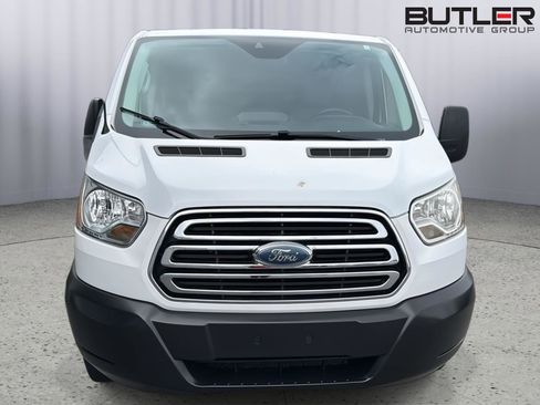 Used 2019 Ford Transit 350 XLT image 7