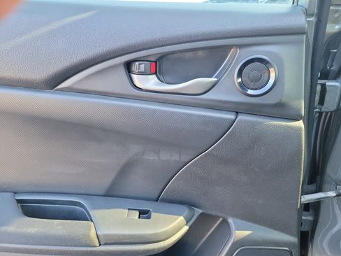 Used 2017 Honda Civic EX image 12