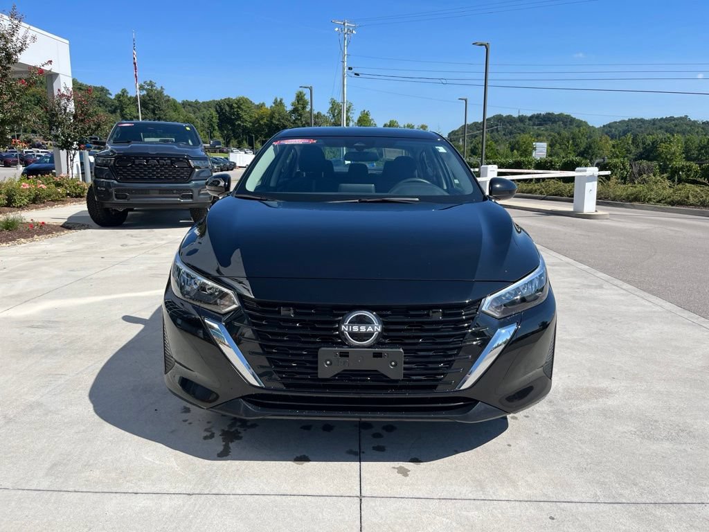 Used 2025 Nissan Sentra SV FWD image 31