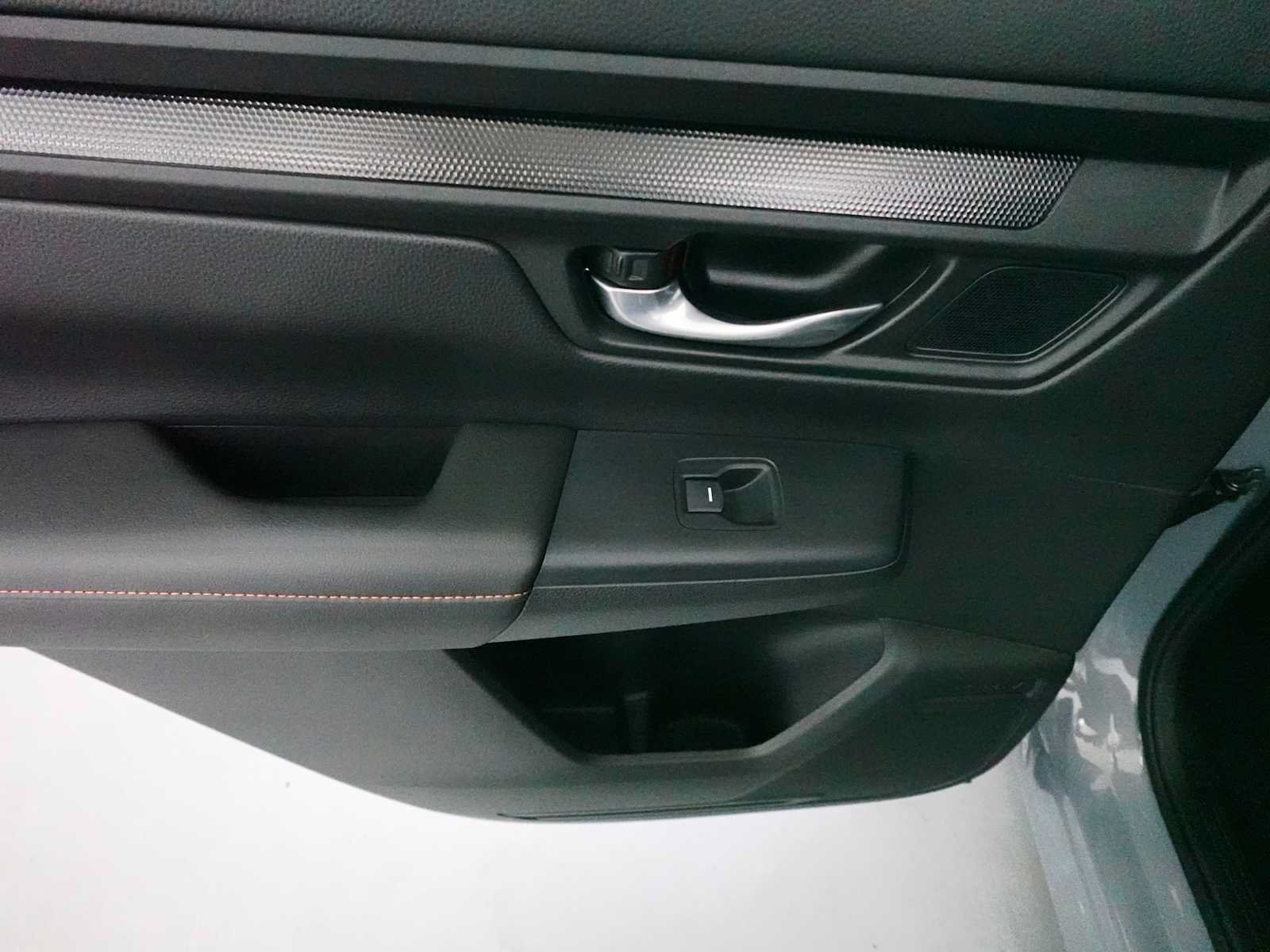 Used 2025 Honda CR-V Sport-L image 25