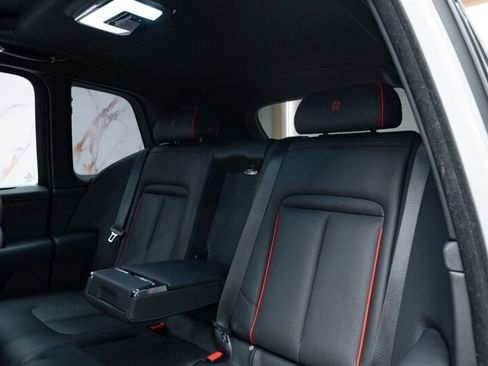 Used 2020 Rolls-Royce Cullinan AWD/4WD image 8