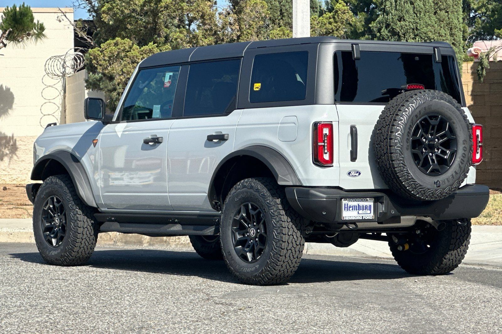 New 2026 Ford Bronco Badlands AWD/4WD image 6
