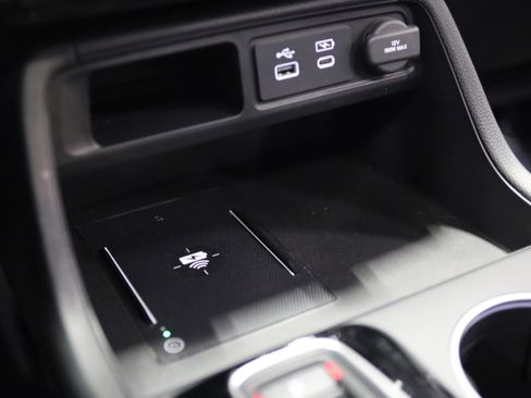 Used 2025 Honda Pilot Elite image 31