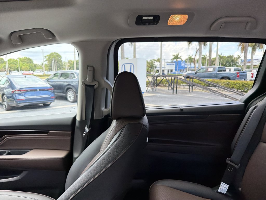 New 2026 Honda Odyssey Elite image 12