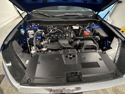 Used 2025 Honda CR-V LX image 17