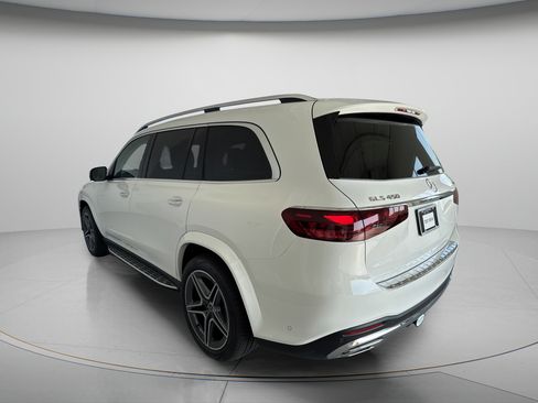 Certified 2026 Mercedes-Benz GLS 450 4MATIC image 3