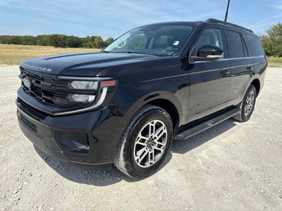 Used 2025 Ford Expedition Active