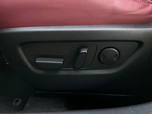 Used 2025 MAZDA CX-30 AWD 2.5 S w/ Preferred Package image 11