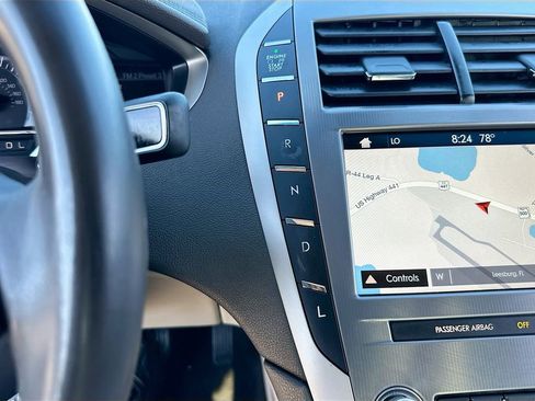 Used 2019 Lincoln MKZ Reserve image 17