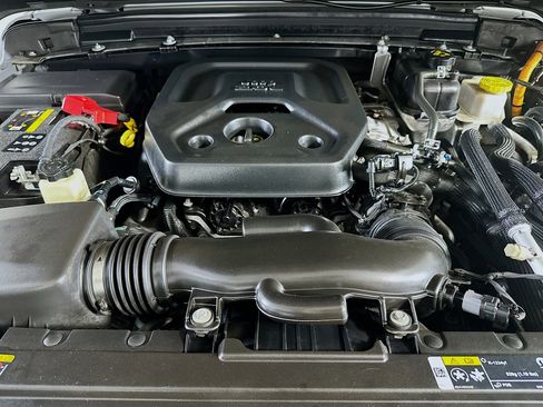 Used 2023 Jeep Wrangler Unlimited w/ 8.4" Radio Group image 32