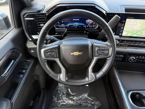 Used 2024 Chevrolet Silverado 2500 LTZ w/ LTZ Premium Package AWD/4WD image 14