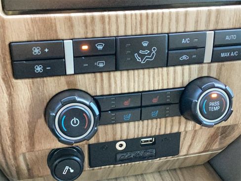 Used 2011 Ford F150 Lariat image 27