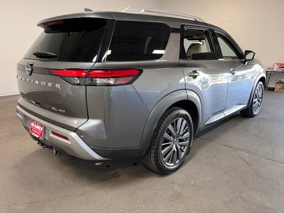 Used 2022 Nissan Pathfinder SL w/ SL Premium Package