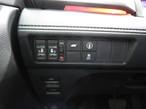 Used 2023 Honda Odyssey Sport image 29