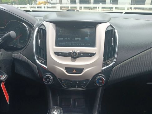 Used 2016 Chevrolet Cruze LS FWD image 16