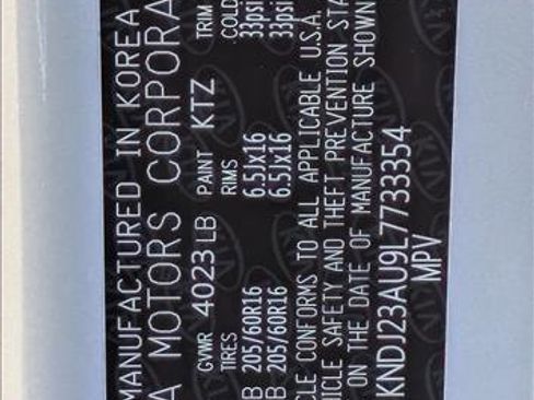 Used 2020 Kia Soul LX image 15