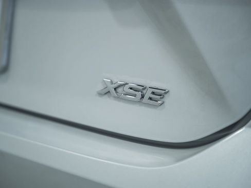 Used 2026 Toyota Camry XSE FWD image 7