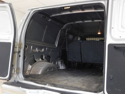 Used 2014 Ford E-250 and Econoline 250 w/ Power Group image 54