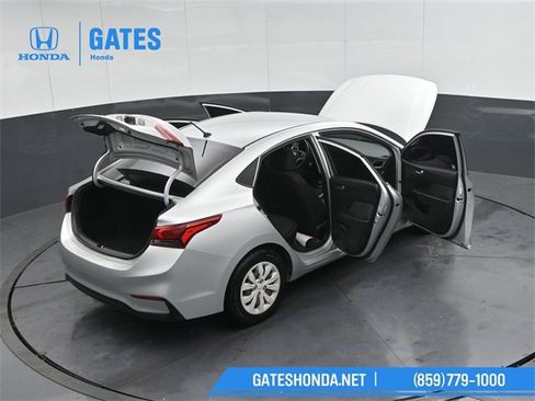 Used 2019 Hyundai Accent SE image 45