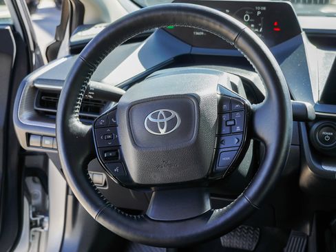 Used 2024 Toyota Prius XLE AWD/4WD image 31