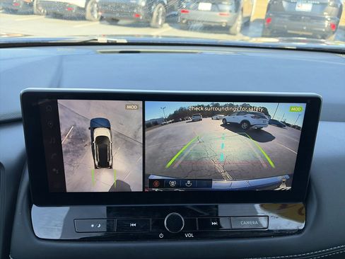 Certified 2024 Nissan Rogue SL w/ SL Premium Package image 16