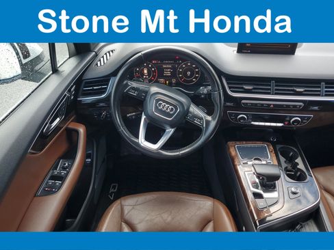 Used 2017 Audi Q7 3.0T Prestige w/ Prestige Package AWD/4WD image 17