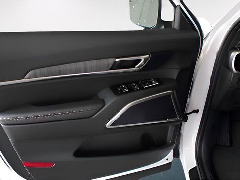 New 2025 Kia Telluride EX image 18