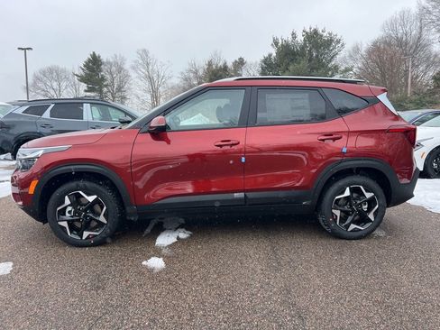 New 2026 Kia Seltos S image 2