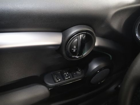 Used 2022 MINI Cooper Convertible image 32