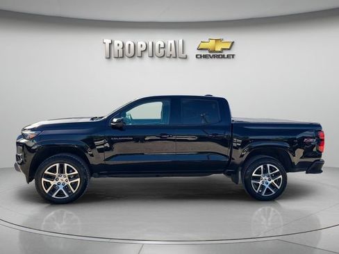 Used 2023 Chevrolet Colorado Z71 w/ Z71 Convenience Package 2 AWD/4WD image 2