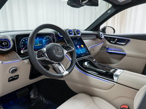 New 2027 Mercedes-Benz GLC 300 4MATIC image 12