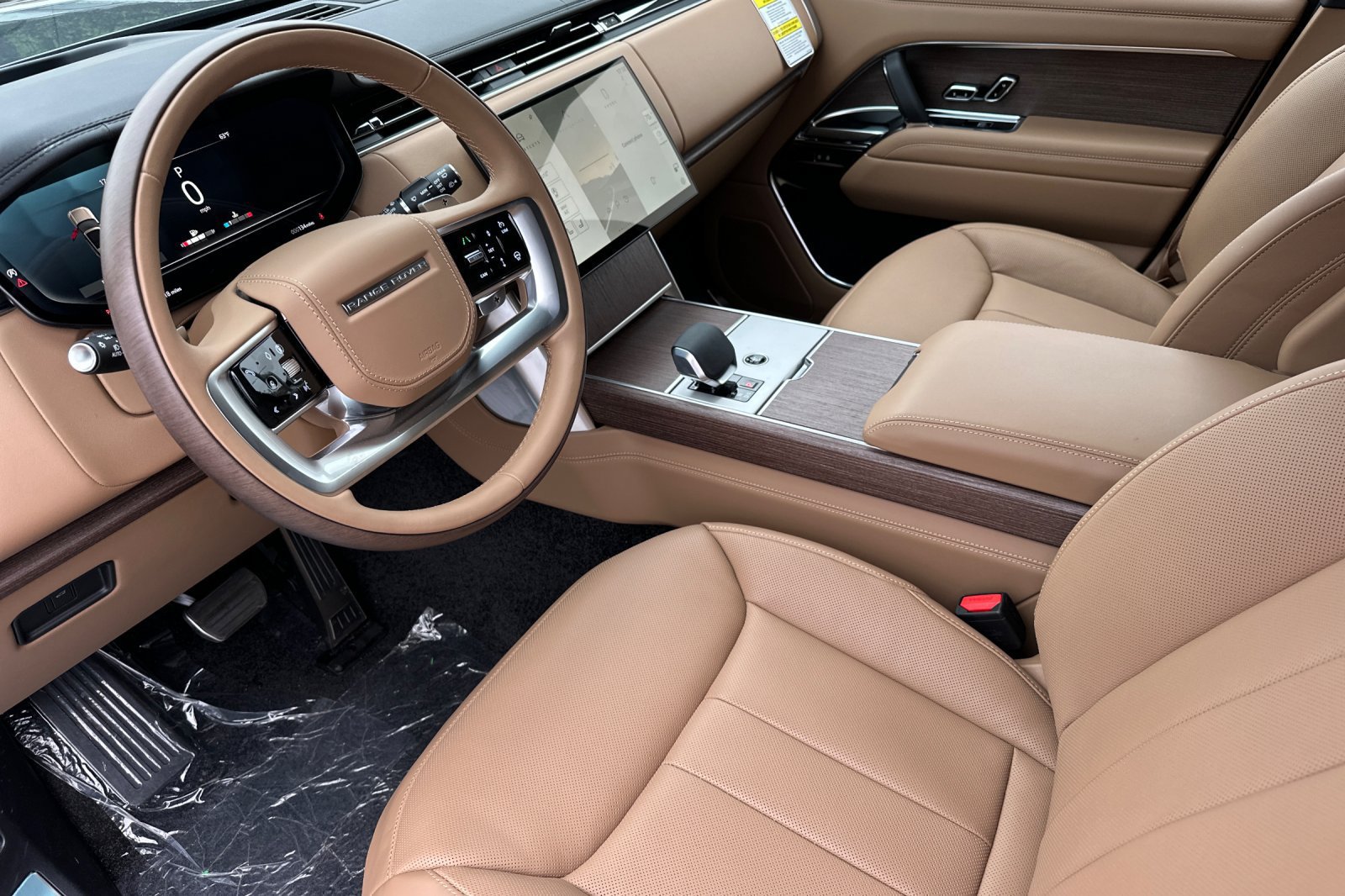 New 2026 Land Rover Range Rover Long Wheelbase SE AWD/4WD image 10