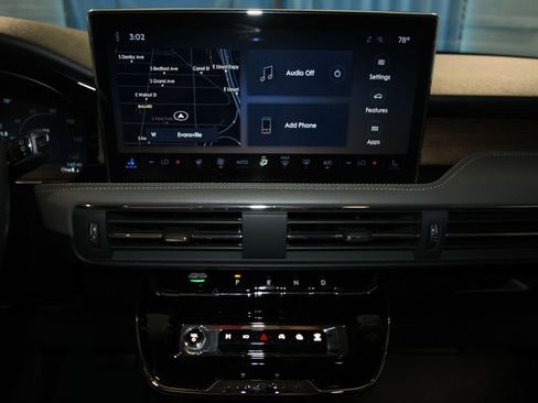 Used 2024 Lincoln Corsair Reserve w/ Equipment Group 201A AWD/4WD image 16