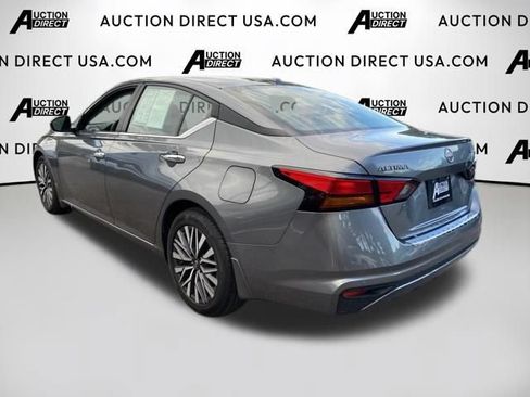 Used 2023 Nissan Altima 2.5 SV FWD image 22