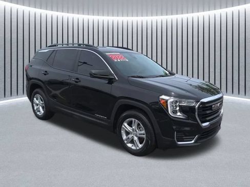 Certified 2022 GMC Terrain SLE w/ Driver Convenience Package AWD/4WD image 1